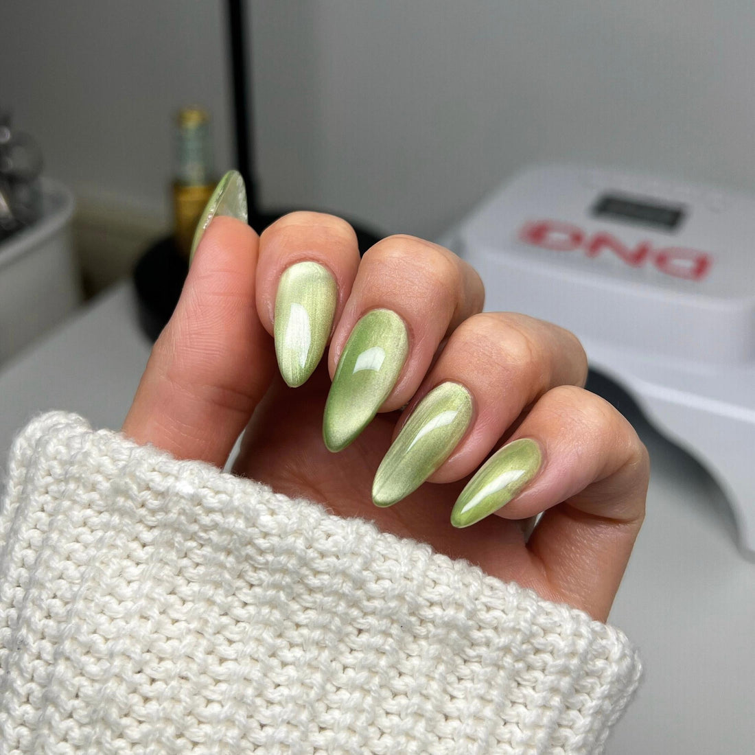 *Bundle DIVA 9D Cat Eye Glassball – 12 Set