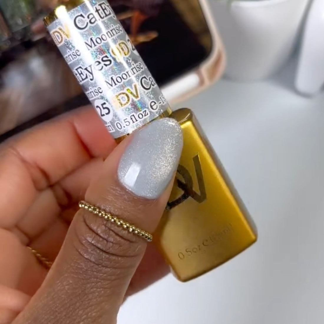 Diva 9D Cat Eyes Daydream #25 - Moonrise