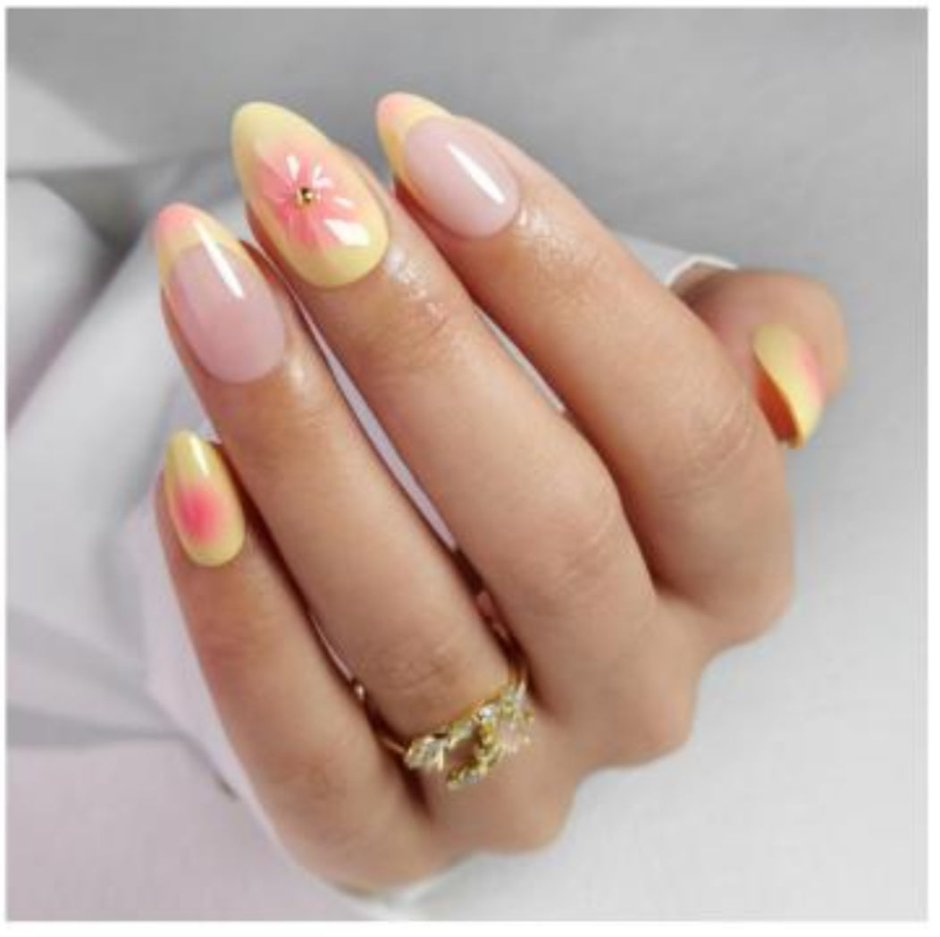 Press On Nail - Set of 32 Nails - Style 023