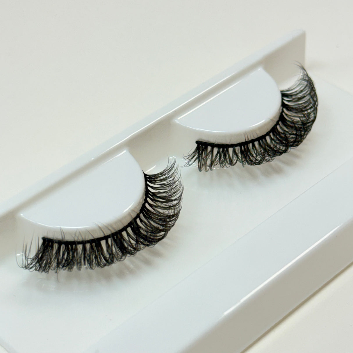 NG Strip Lashes - Cutie Wink