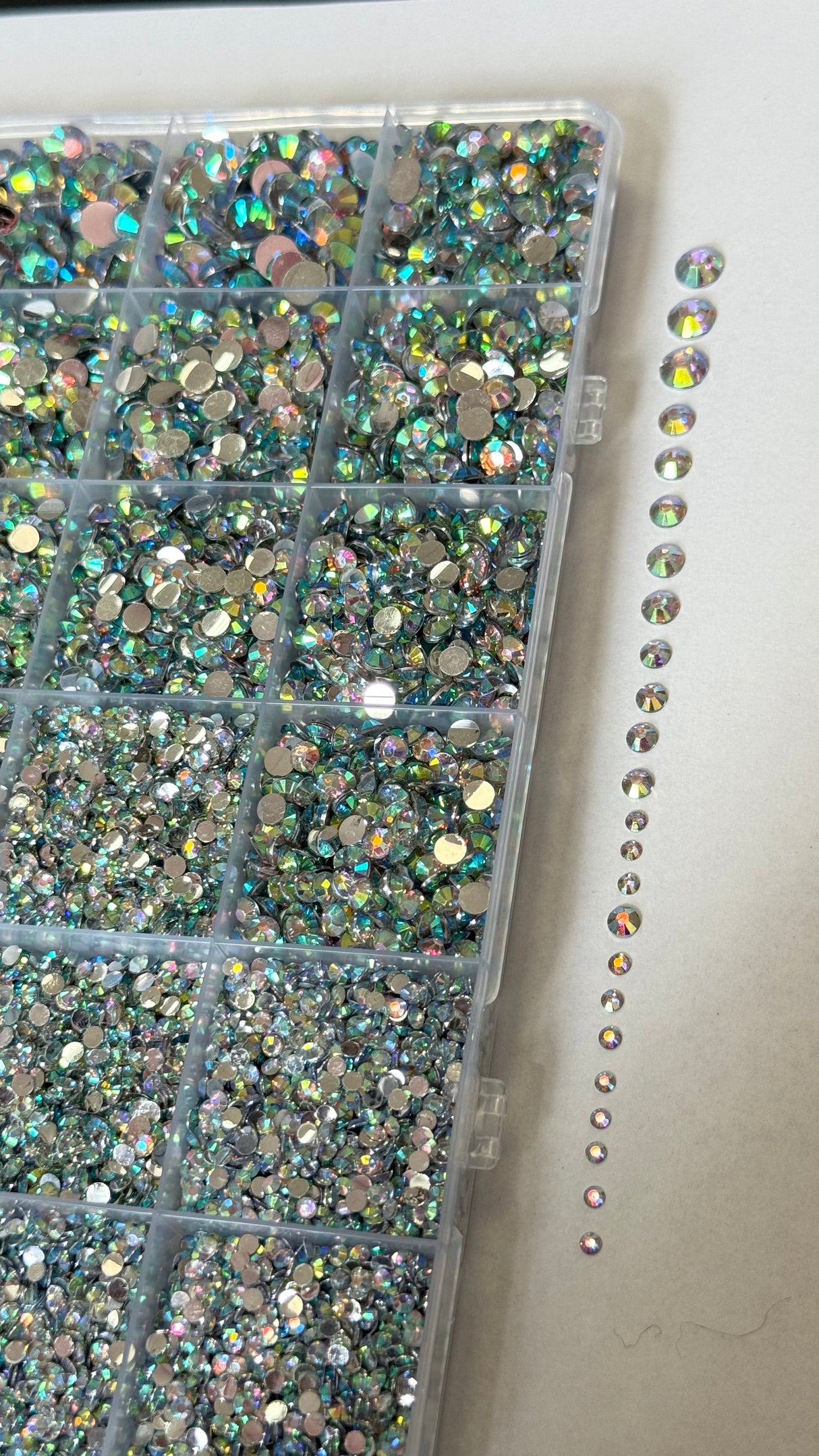 AB Rhinestone Kit Box - 24 Size