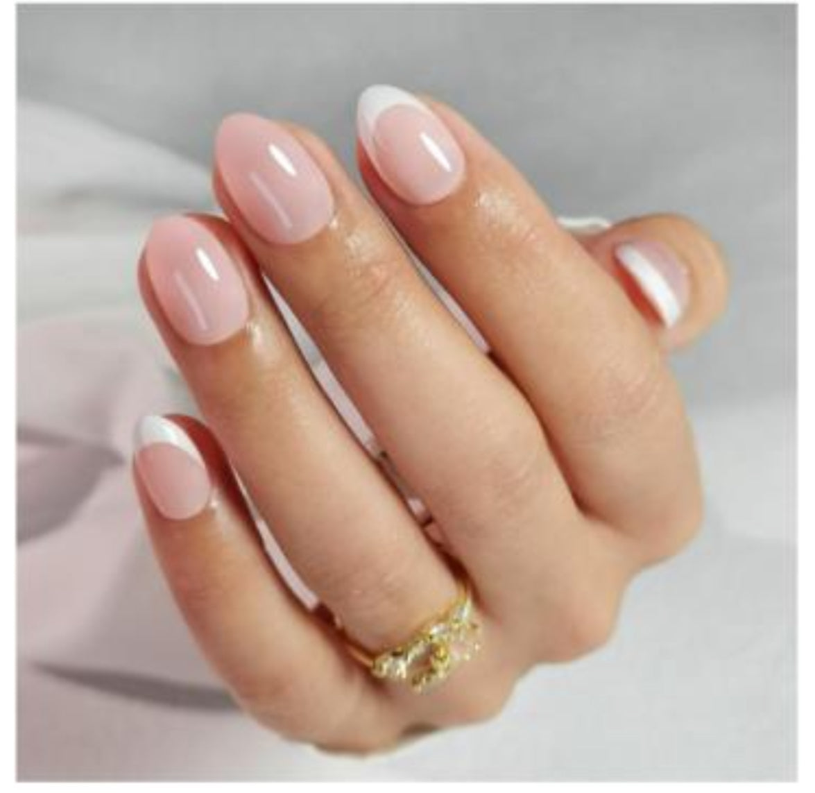 Press On Nail - Set of 32 Nails - Style 990