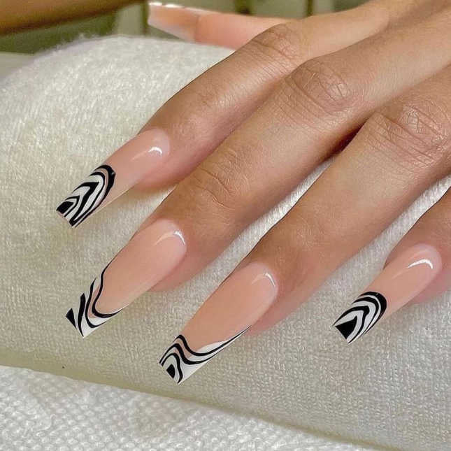 Press On Nail - Set of 24 Nails