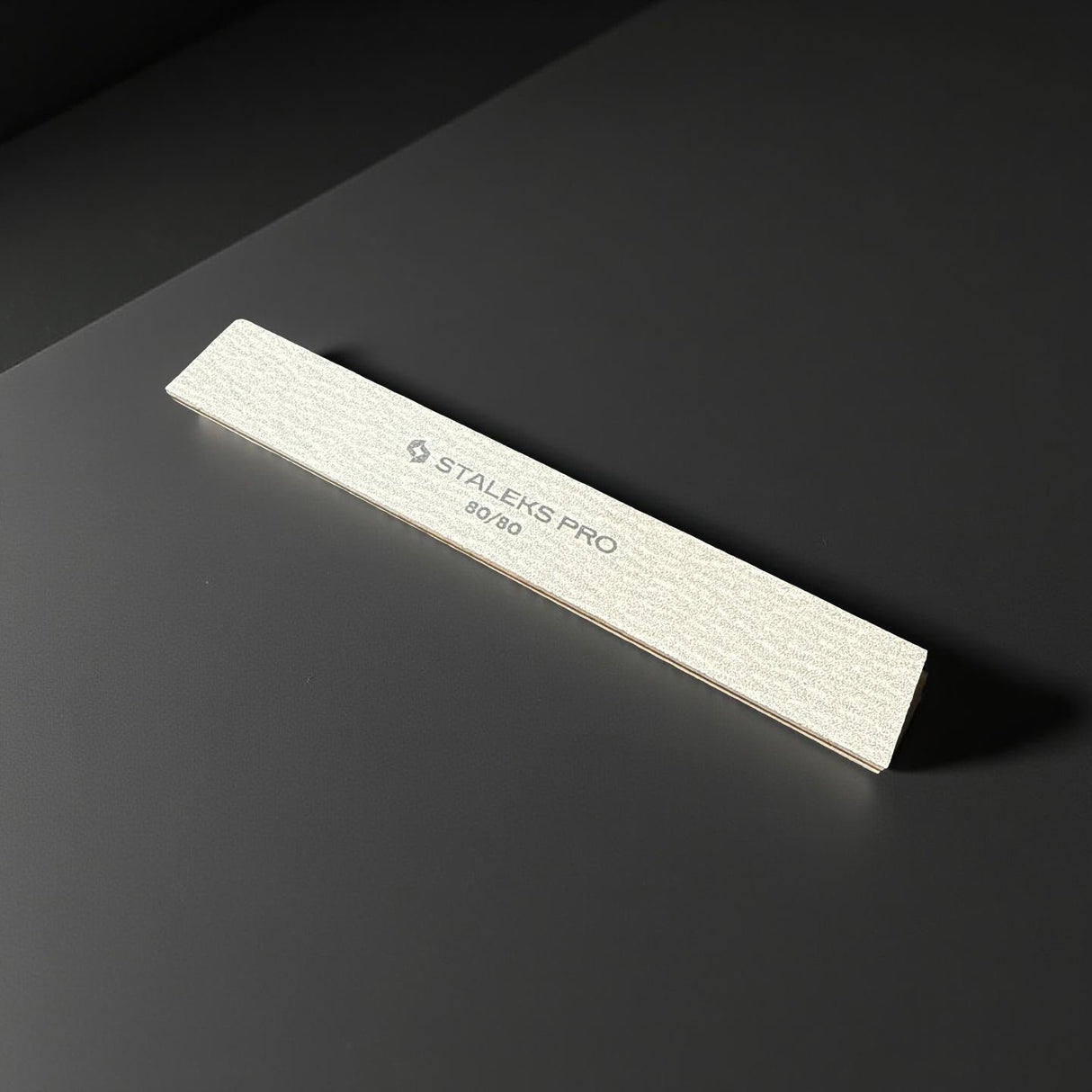 (1pc) Straight mineral nail file - 80/80