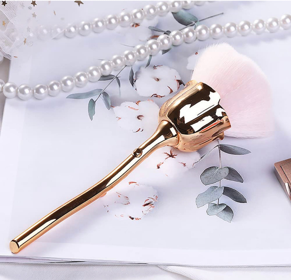 Rose Flower Dust Brush