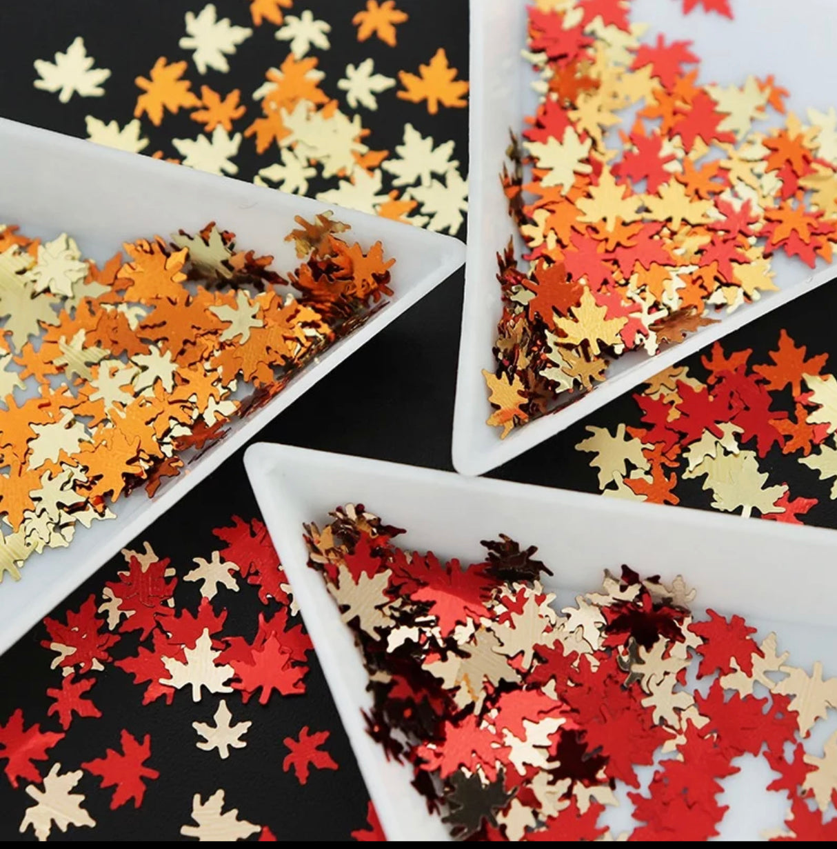 Reflective Leaves Sequins - 12 Styles Box