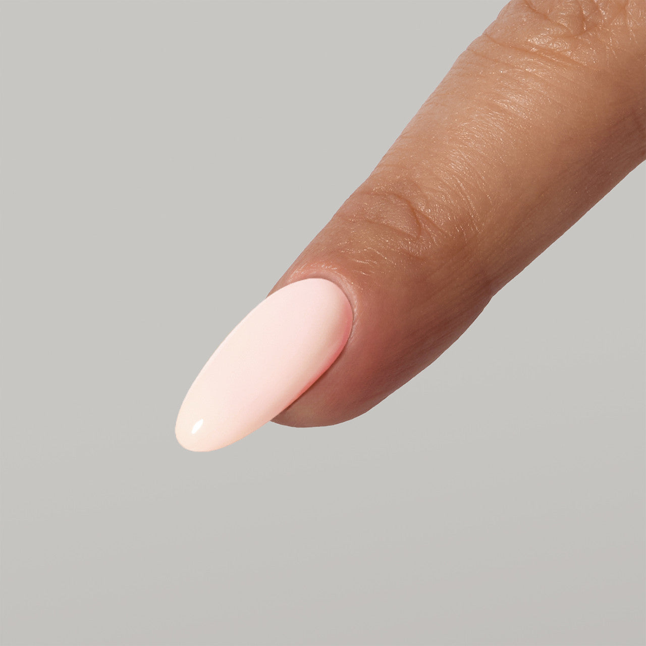 Dreamer Fibre BIAB - 20ml - on nail