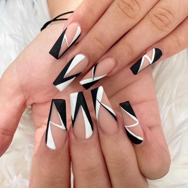 Press On Nail - Set of 24 Nails