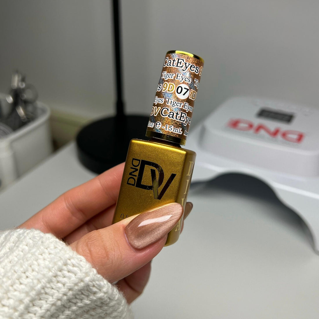 Diva 9D Cat Eyes Glass Ball #07 - Tiger Eyes