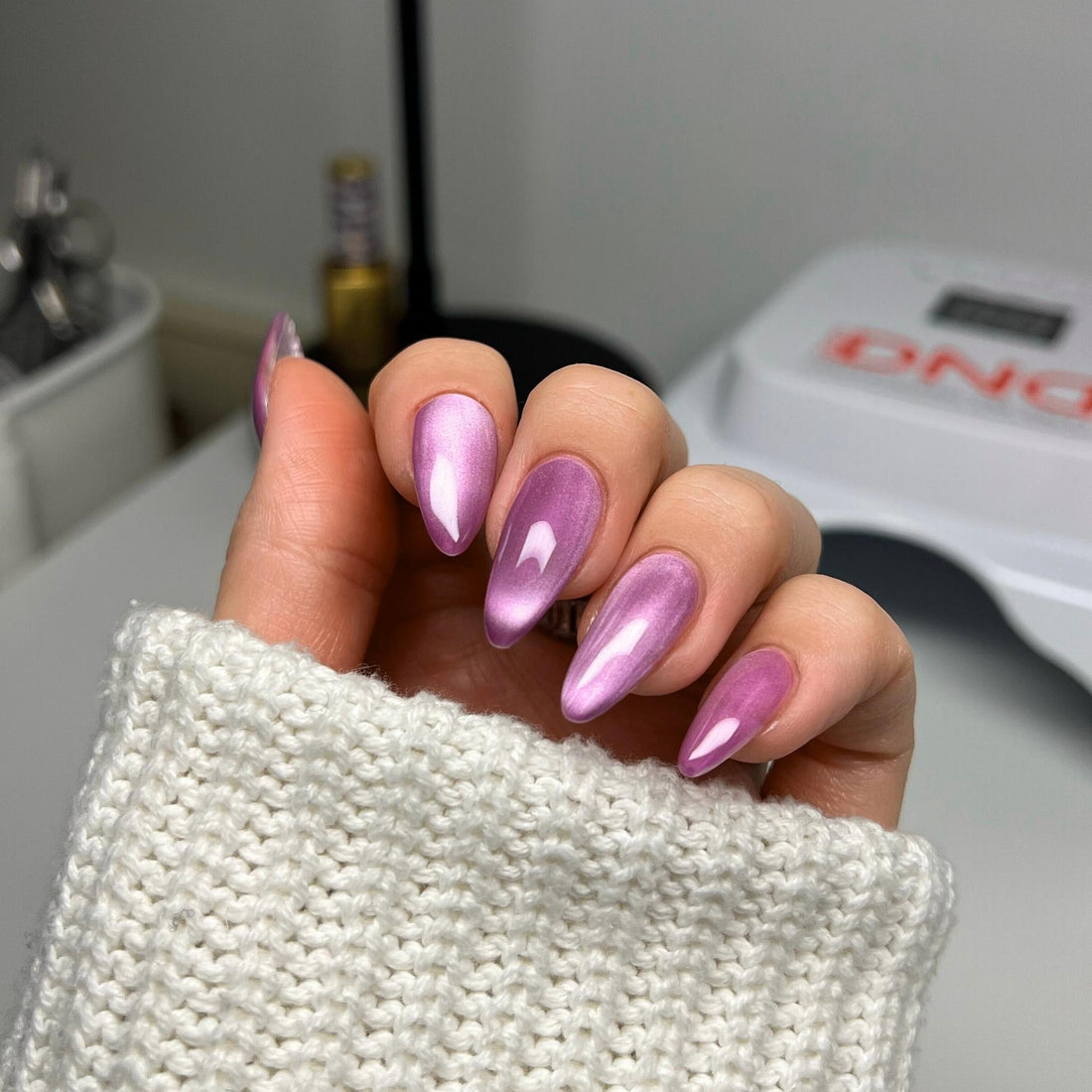 Diva 9D Cat Eyes Glass Ball #09 - Knead Affection