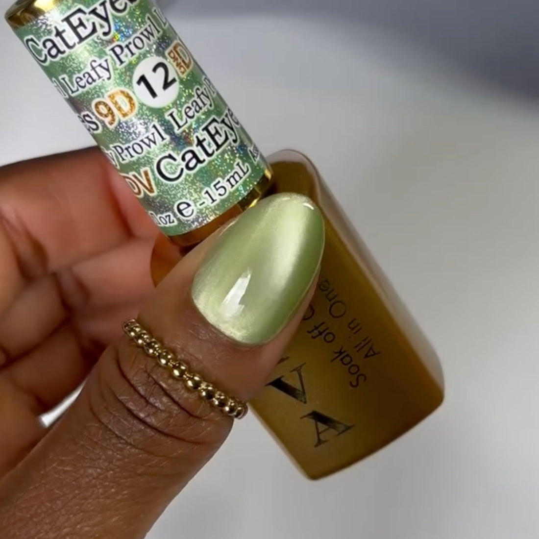 Diva 9D Cat Eyes Glass Ball #12 - Leafy Prowl