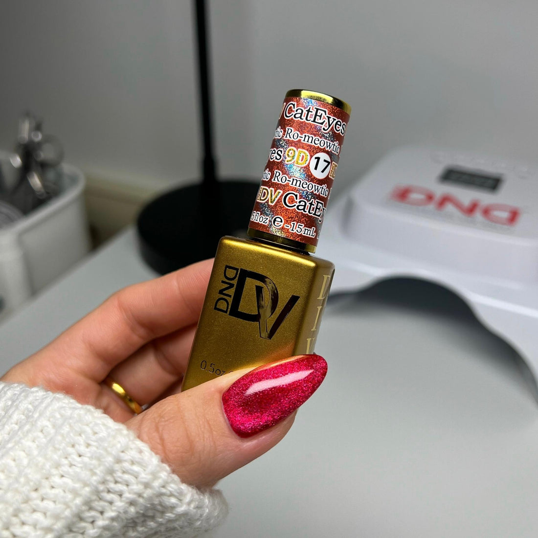 Diva 9D Cat Eyes Candy #17 - Ro-meowtic