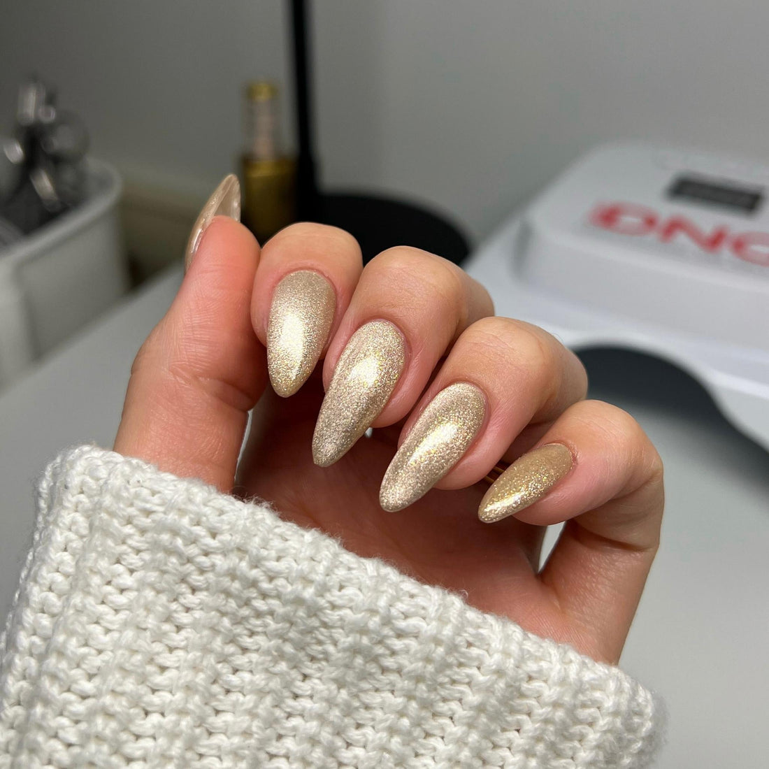 Diva 9D Cat Eyes Daydream #34 - Fur-st Place