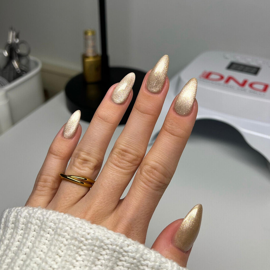 Diva 9D Cat Eyes Daydream #34 - Fur-st Place