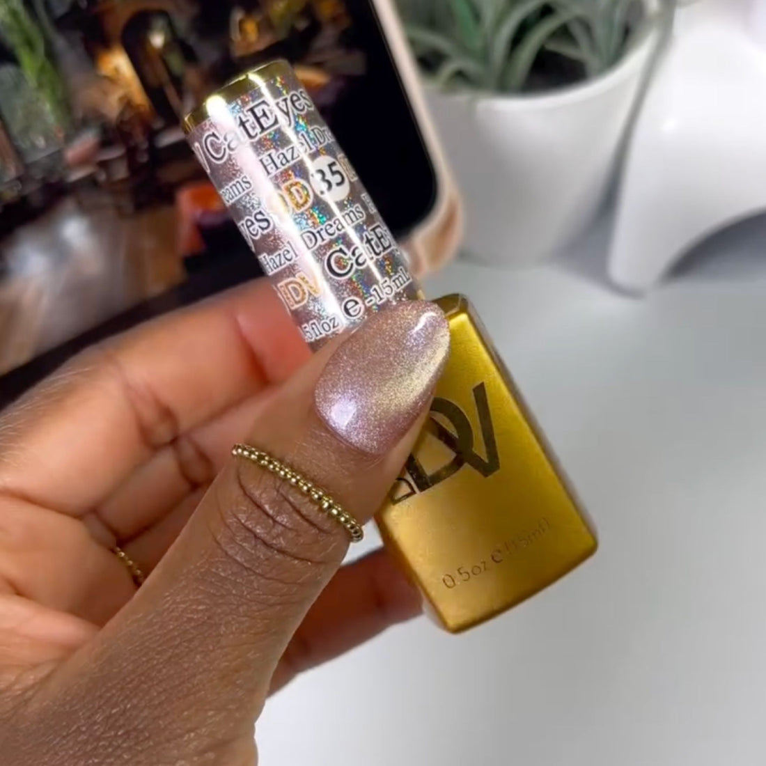 Diva 9D Cat Eyes Daydream #35 - Hazel Dreams