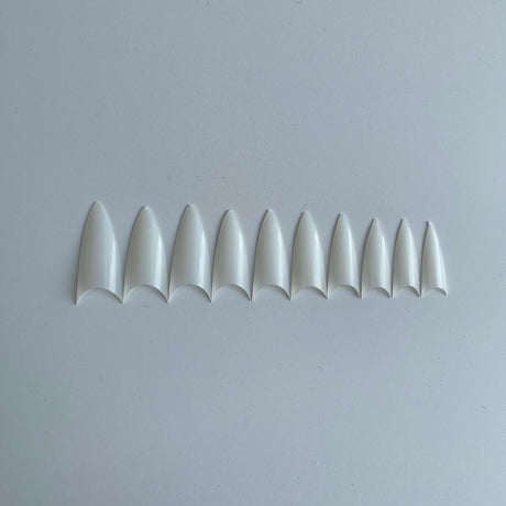 XL NO C Stiletto Natural Acrylic Nail Tips Box - 500pc
