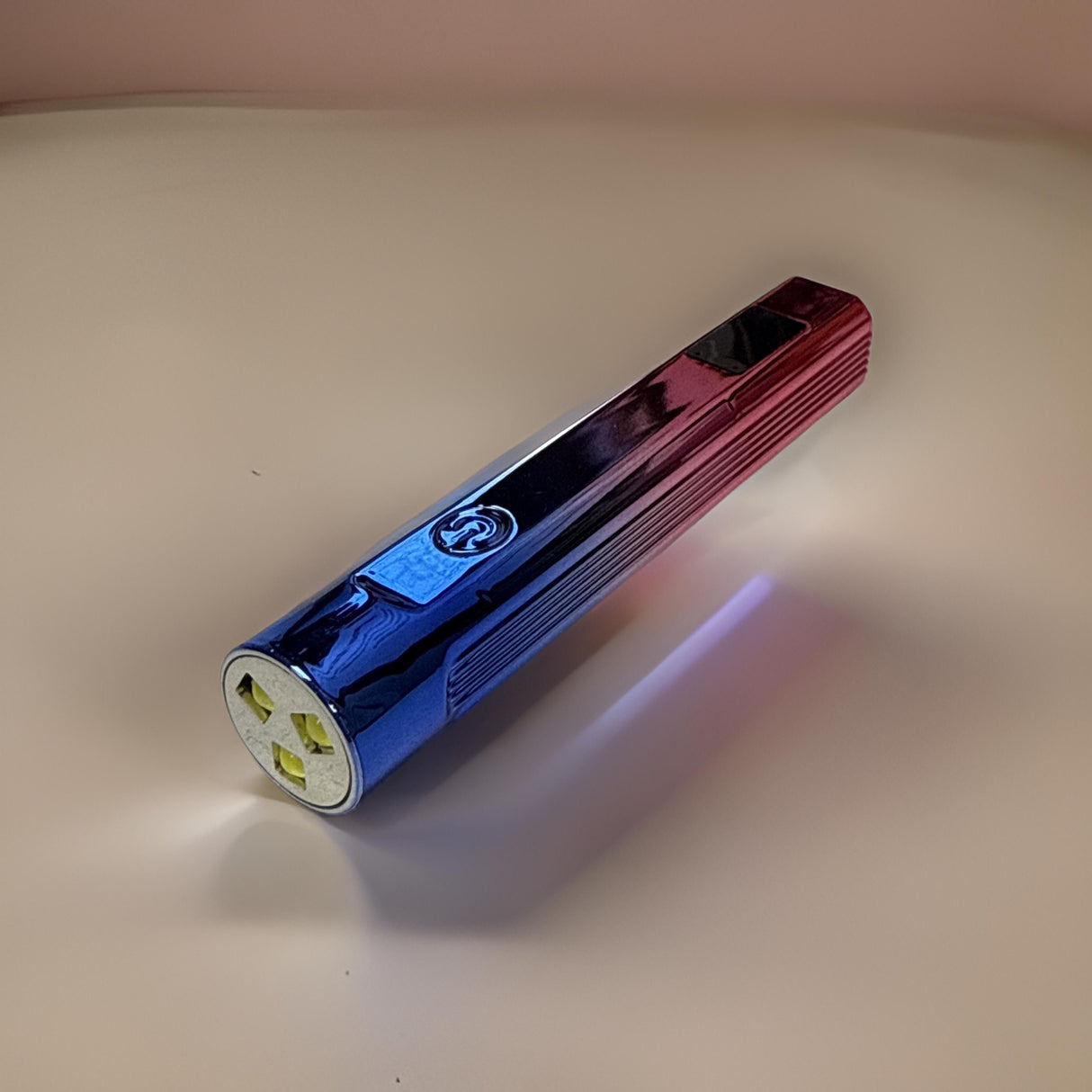 Hand Light  Portable  UV Nail - 3 Bulbs