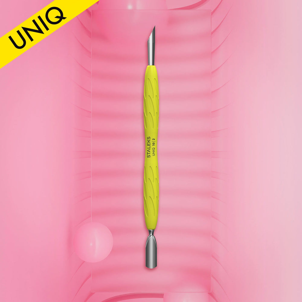 Manicure pusher Gummy with yellow silicone handle UNIQ 10 TYPE 2 (rounded narrow and beveled pusher)