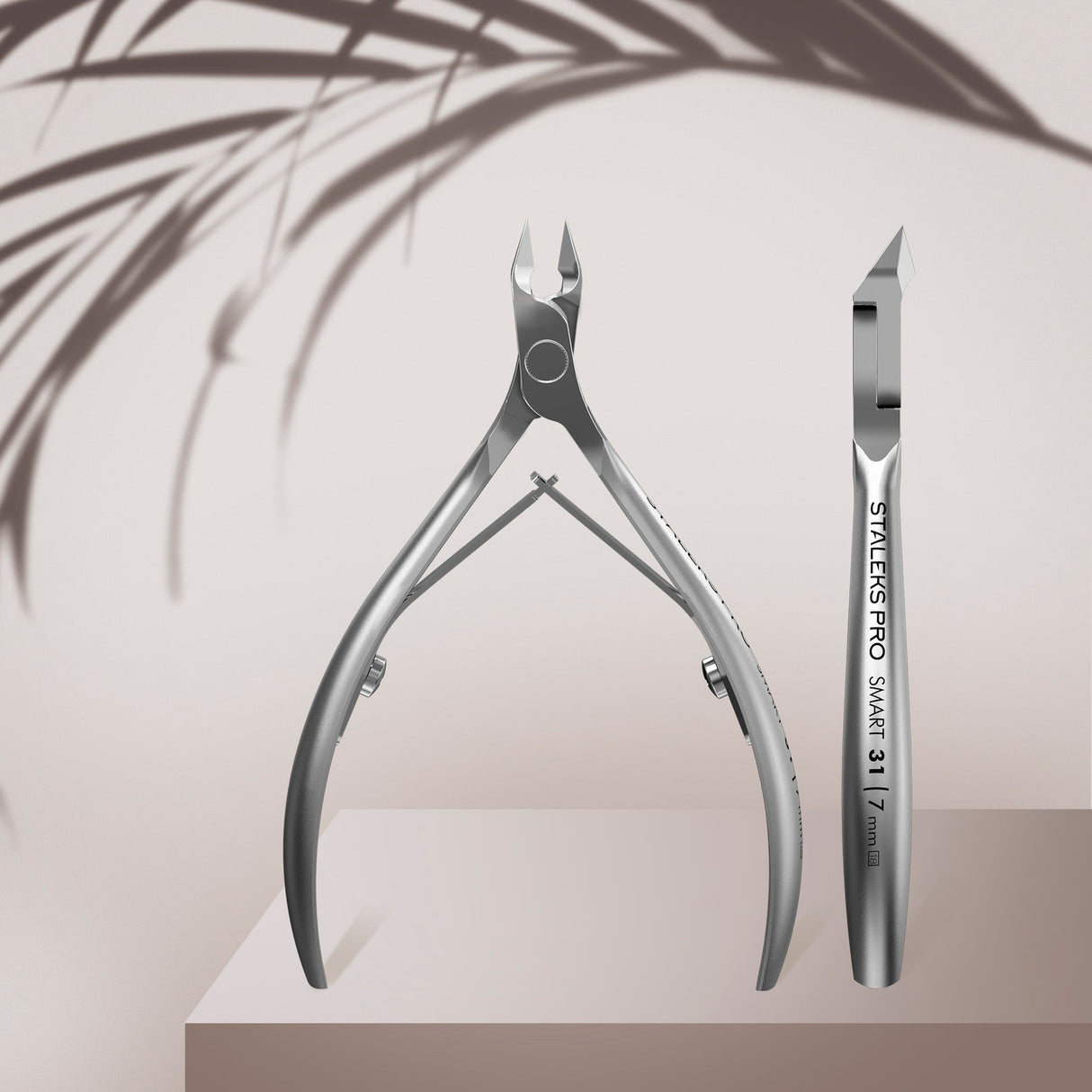 Professional cuticle nippers SMART 31 - 7mm