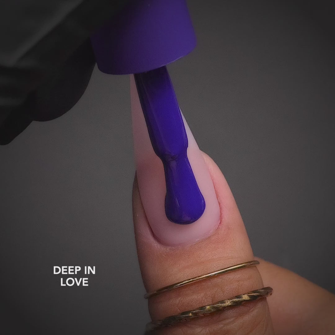 LG5073 - Deep in Love