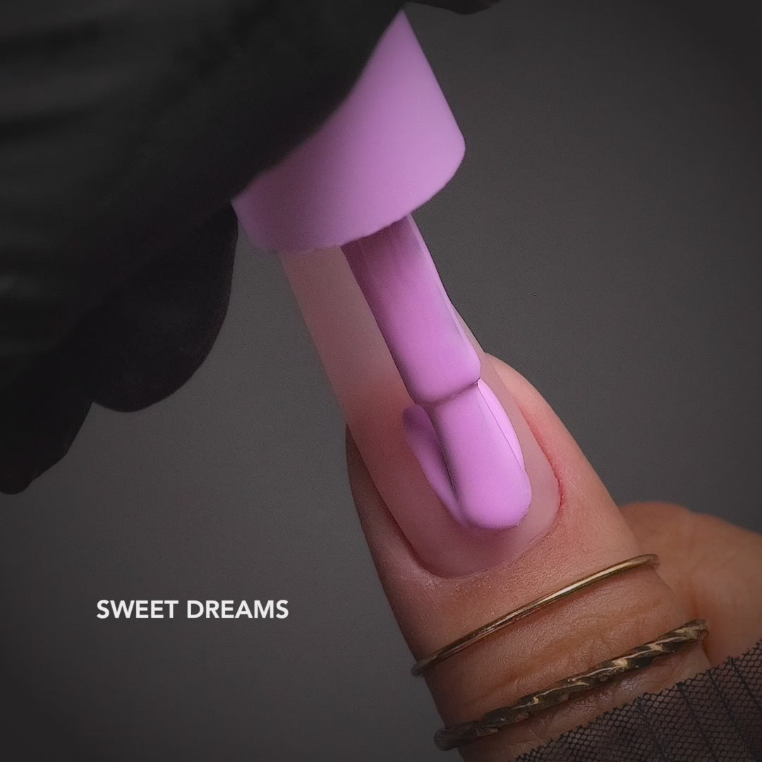 LG5049 - Sweet Dreams