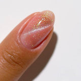 Unicorn #15 - Conch Shell - 9D Cat Eyes 0.6 fl oz